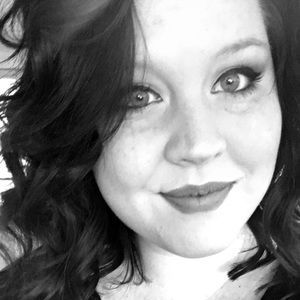 Meet your Posher, Bethany