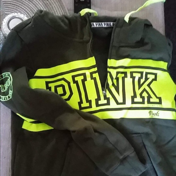 Victoria's Secret Pink Hooded Quarter Zip