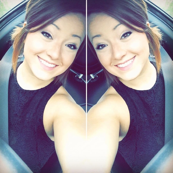 Meet your Posher, Niki