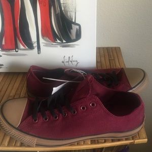 Men's Converse Burgundy and Tan