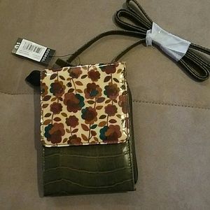 Small cross over bag.