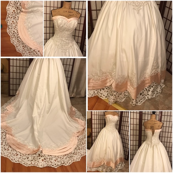 DaVinci Satin Sweetheart Ball Gown Beaded Lace - Picture 4 of 8
