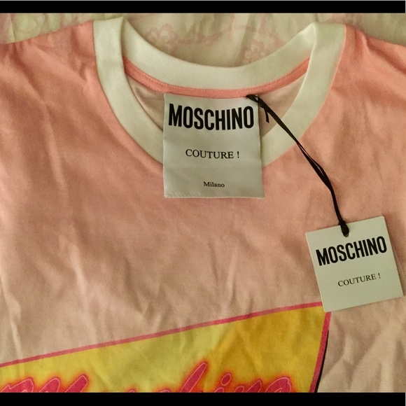 🌈MOSCHINO CARWASH TEE XXS NWT!!🌈 - Picture 5 of 7