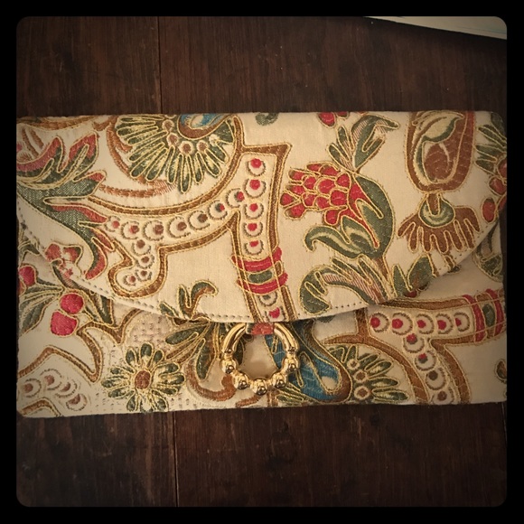 ⚡️⚡️FLASH SALE ⚡️⚡️Rodo Italy clutch.