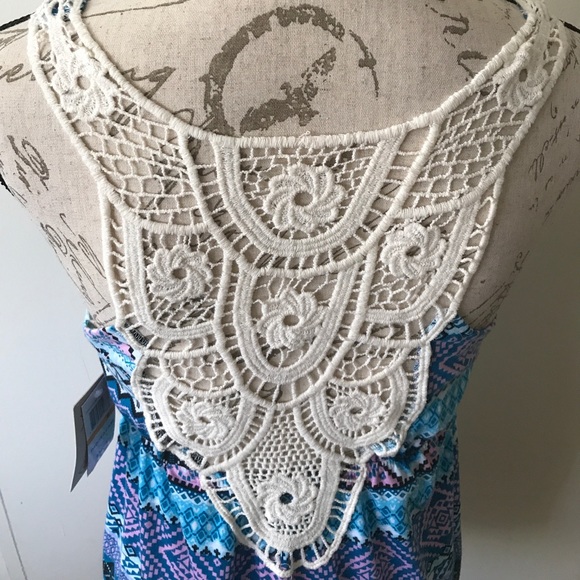 {Pink Rose} Blue Printed Crochet Back Tank - Picture 3 of 6