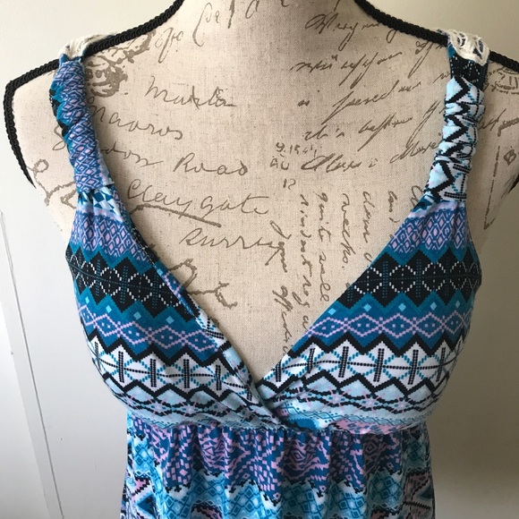 {Pink Rose} Blue Printed Crochet Back Tank - Picture 4 of 6