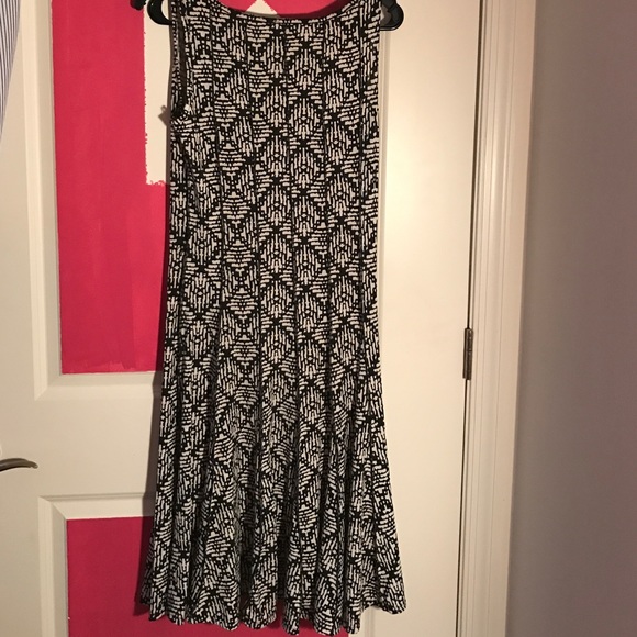 Classy - Picture 3 of 4