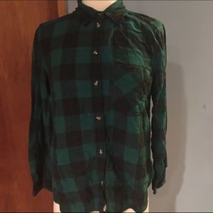 AMERICAN EAGLE GREEN BOYFRIEND FIT FLANNEL