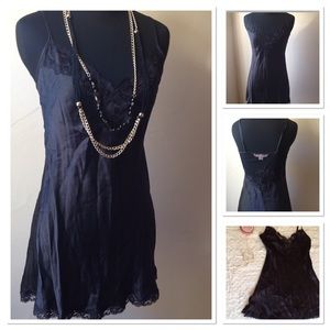 Victoria's Secret slip size XS in Black