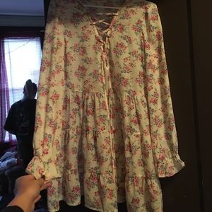 Altars state dress size m