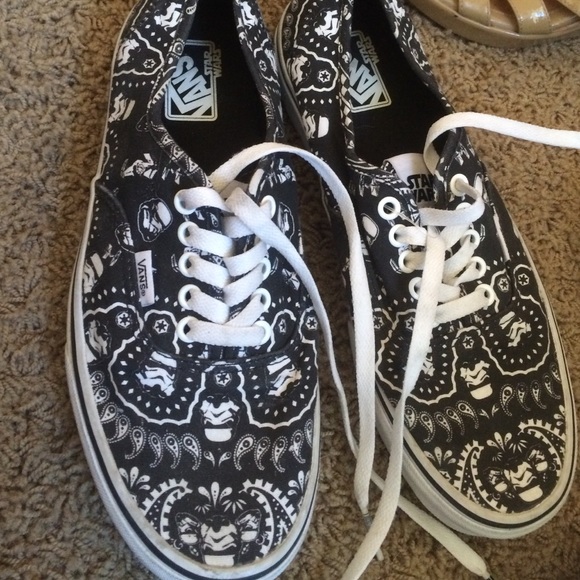 Star Wars vans size  9.5 women