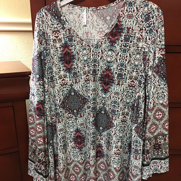 ❗1 left❗ Beautiful bell sleeves dress - Picture 3 of 3