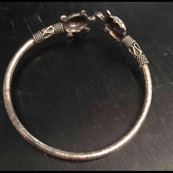 Turtle Bracelet - Picture 3 of 3