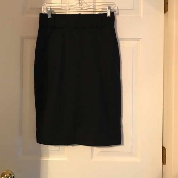 Banana Republic black pencil skirt - Picture 1 of 4