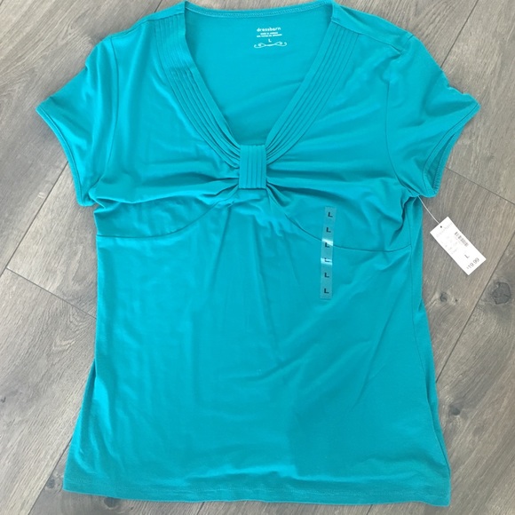 Women's teal green tee NEW