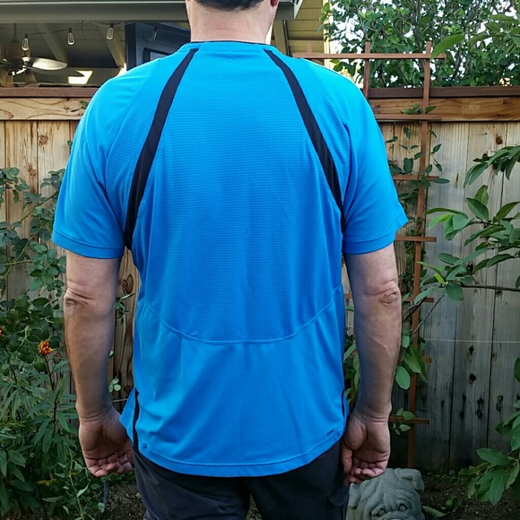 Adidas workout shirt - Picture 2 of 4