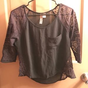 ⭐️SOLD⭐️Grey chiffon sheer shirt