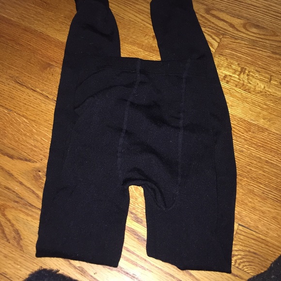 Tight leggings