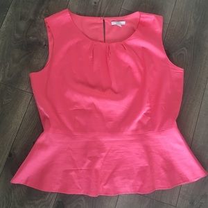 Women's sleeveless peplum top