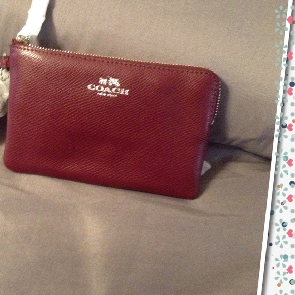 🍒🍒Coach Wristlet 🍒NWT🍒SOLD✅WENDY - Picture 4 of 4