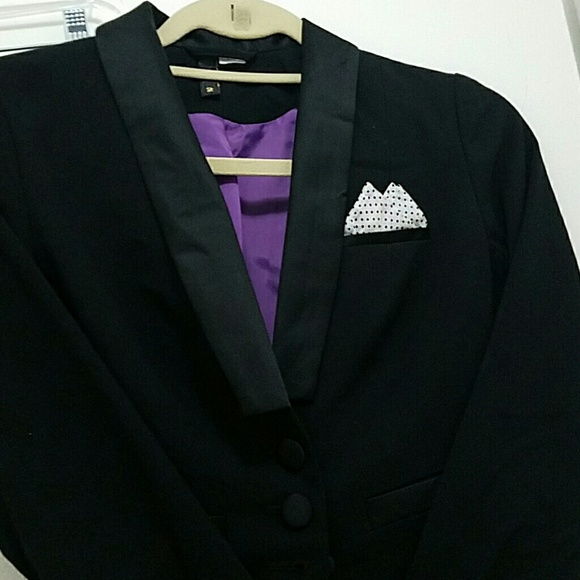 HM Suit - Picture 4 of 4