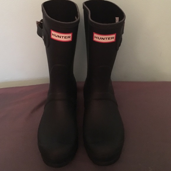 Matte black short Hunter boots
