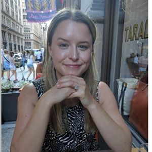 Meet your Posher, Corrie