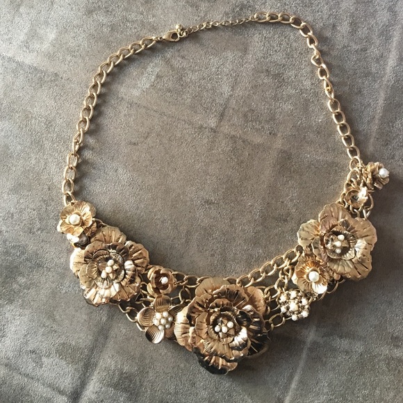 Gold necklace
