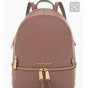 Meet your Posher, Kori