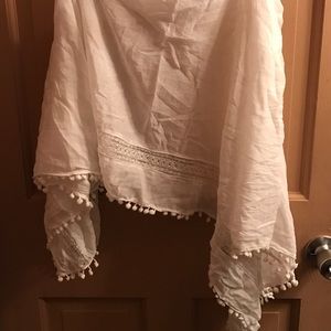 White Square scarf with lace and pompom detail