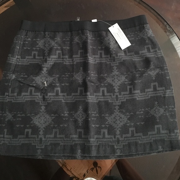 American eagle skirt