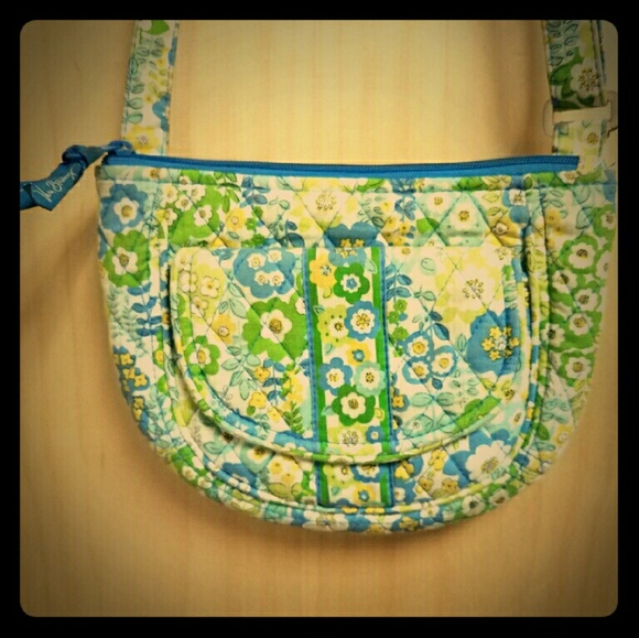 Vera Bradley Lizzy Crossbody - Picture 1 of 3