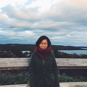 Meet your Posher, Lin