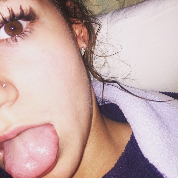 Meet your Posher, Brook - Picture 1 of 1