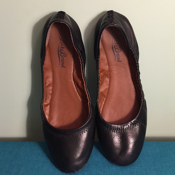 LAST CHANCE!!! Closet closing 4/28!!!