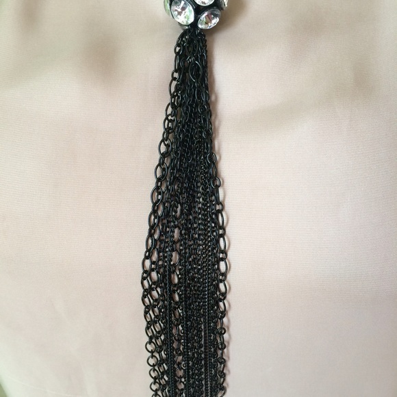 Rhinestone & tassel necklace ✨Host Pick✨ - Picture 3 of 3