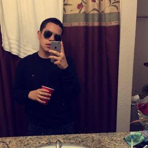 Meet your Posher, Javi