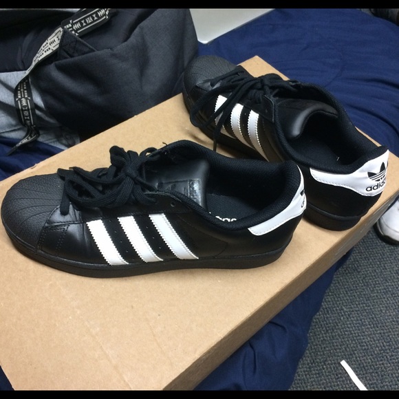 Adidas superstar size 8 mens