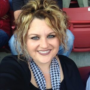 Meet your Posher, Stacy