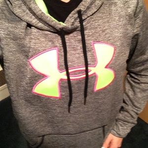 Under Armour cold gear sweatshirt size M