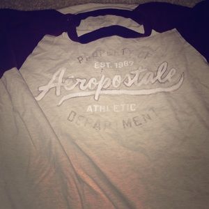 Warm fitted Aeropostale sweatshirt