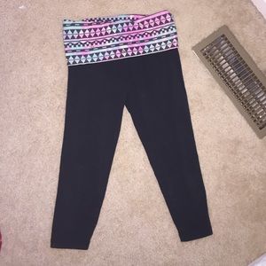 pink cropped leggings