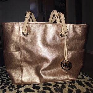 Michael Kors rose gold tote