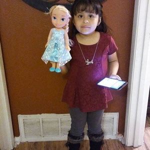 Meet your Posher, Alma