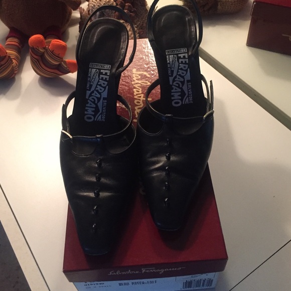 Salvatore  Ferragamo slip ons - Picture 1 of 4