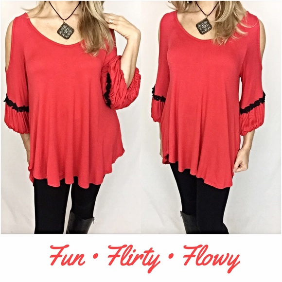 Fun flirty flowy cold shoulder Tunic Top M/L - Picture 3 of 4
