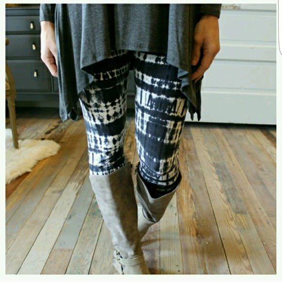 👖LAST PAIR! Dark Gray/Navy Tie Dye Leggings