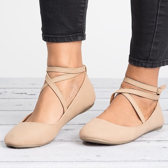 Bannibel Shoes - 🏁 Camel Dobie Criss Cross Flats 6