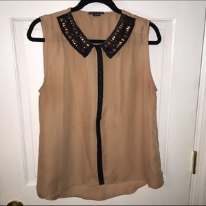 Tan button up tank with detailed collar