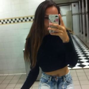 Meet your Posher, Stephanie